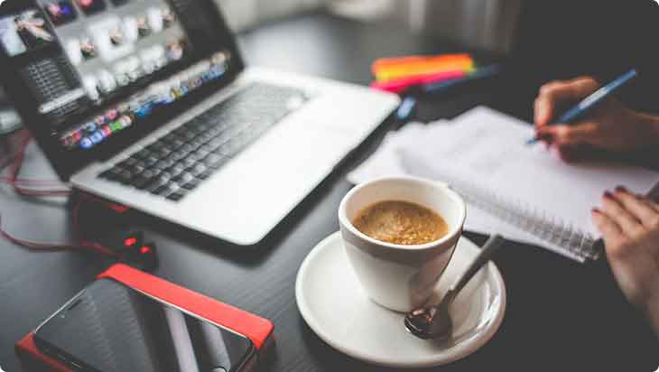 卡密秒发平台的短信轰炸业务网